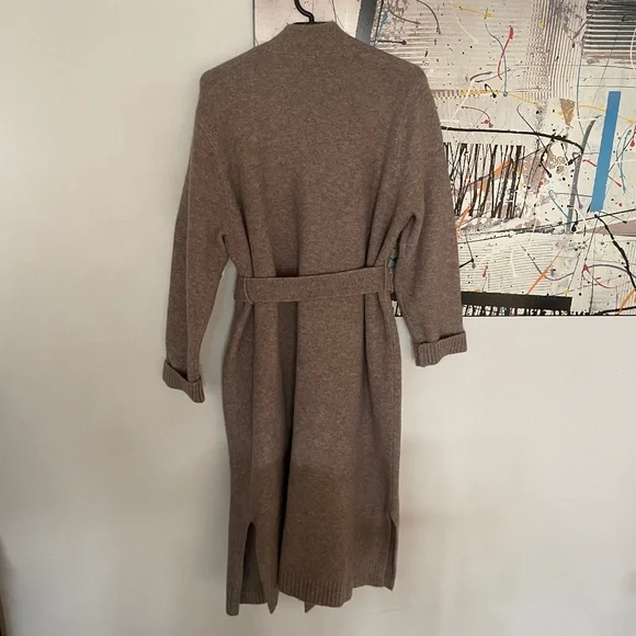 Uniqlo | Belted Long Knitted Coat in Beige - Picture 2 of 2